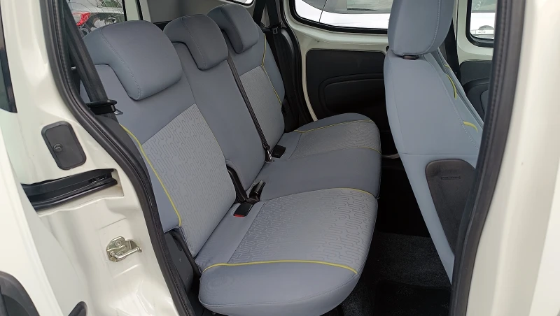 Peugeot Bipper 1.4HDi Aut., снимка 14 - Автомобили и джипове - 49933163