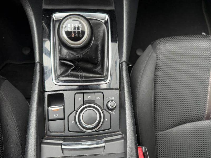 Mazda 3 SKYACTIV technology+ Бензин+ Камера+ Xnenon, снимка 12 - Автомобили и джипове - 50617105