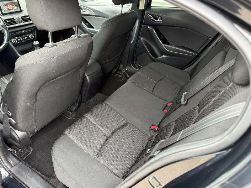 Mazda 3 SKYACTIV technology+ Бензин+ Камера+ Xnenon, снимка 10 - Автомобили и джипове - 50617105