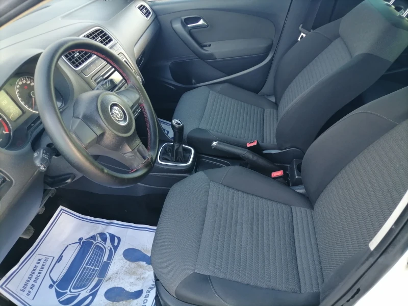 VW Polo 1.6 90kc.кюиматроник, снимка 10 - Автомобили и джипове - 52257430