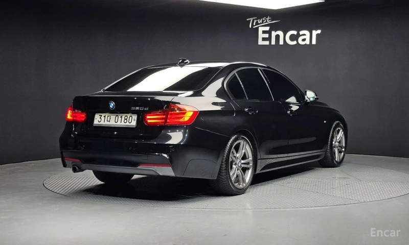 BMW 320, снимка 2 - Автомобили и джипове - 52753171