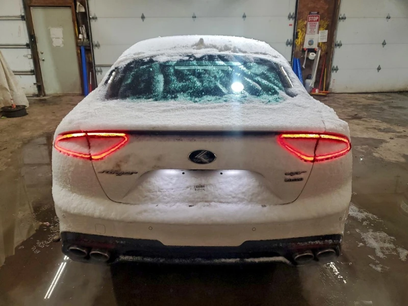 Kia Stinger GT2/ФИНАНСИРАНЕ ОТ 470 ЛВ НА МЕСЕЦ, снимка 6 - Автомобили и джипове - 53034394