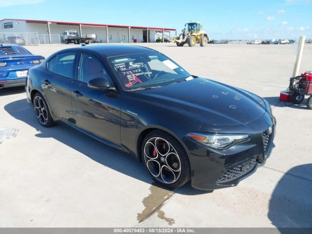 Alfa Romeo Giulia VELOCE TI RWD, снимка 1 - Автомобили и джипове - 47760485