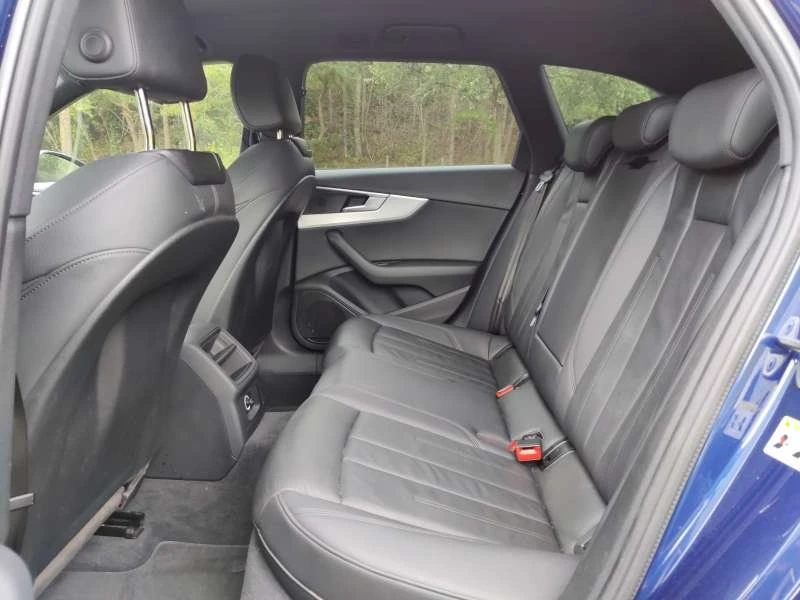 Audi A4 Метан, снимка 8 - Автомобили и джипове - 54728723