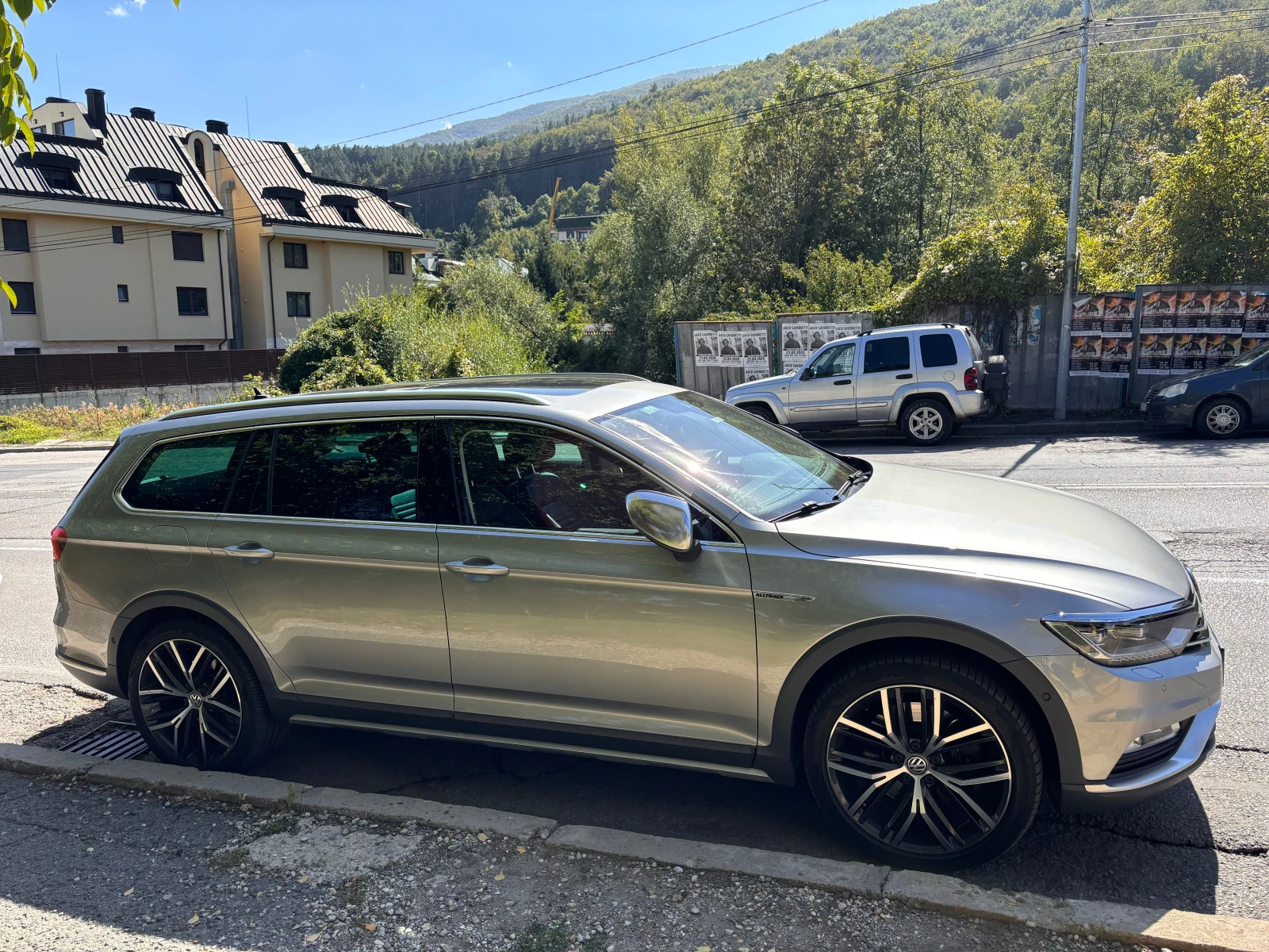 VW Alltrack Passat 2.0 TDI 4Motion BlueMotion Tech - изображение 6