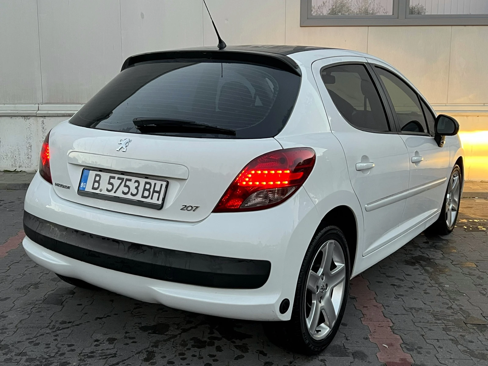 Peugeot 207  - изображение 4