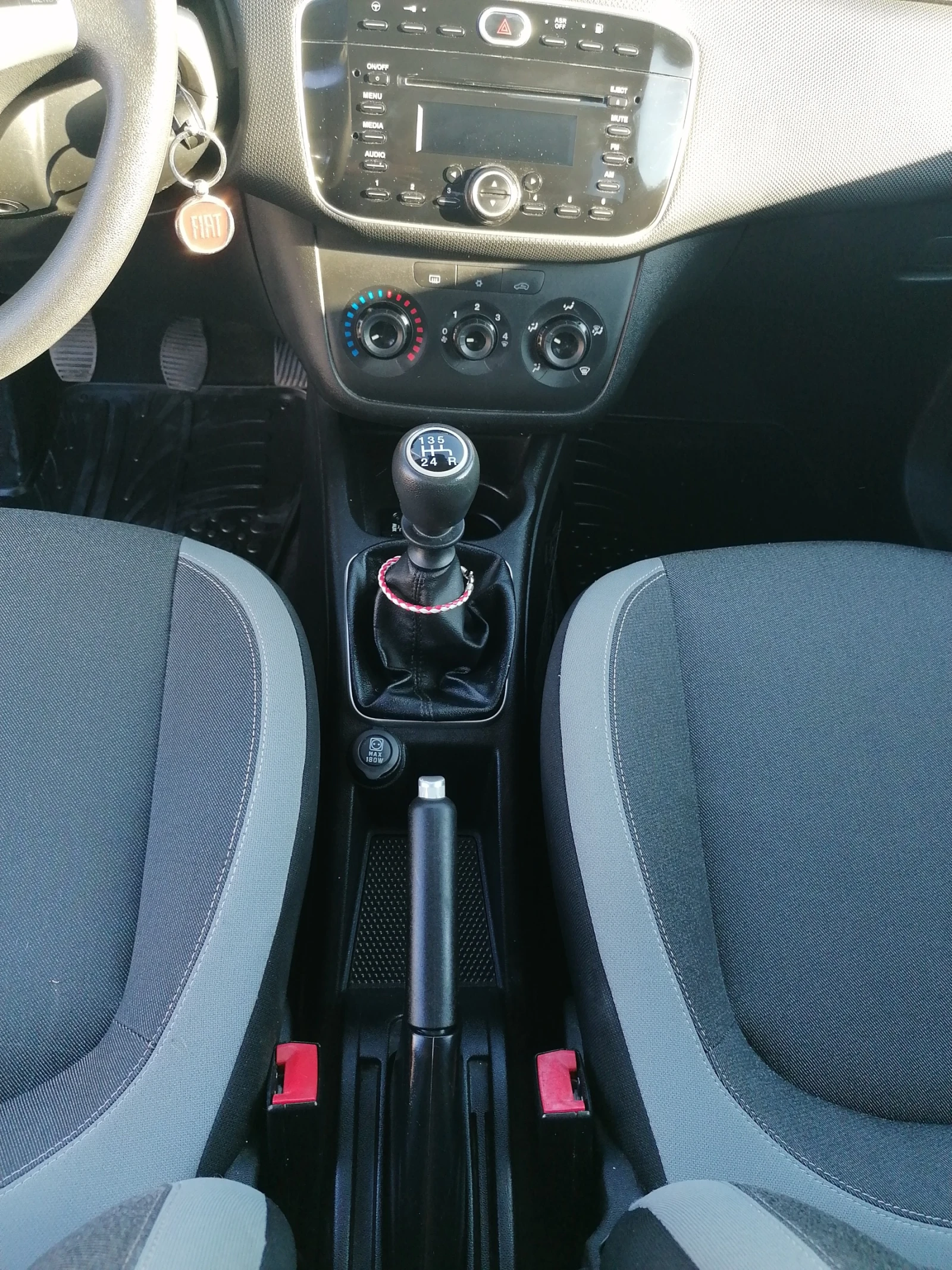 Fiat Punto 1, 4 газ-бензин - изображение 6