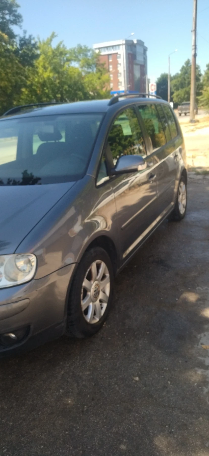 VW Touran 1.6fsi - изображение 5