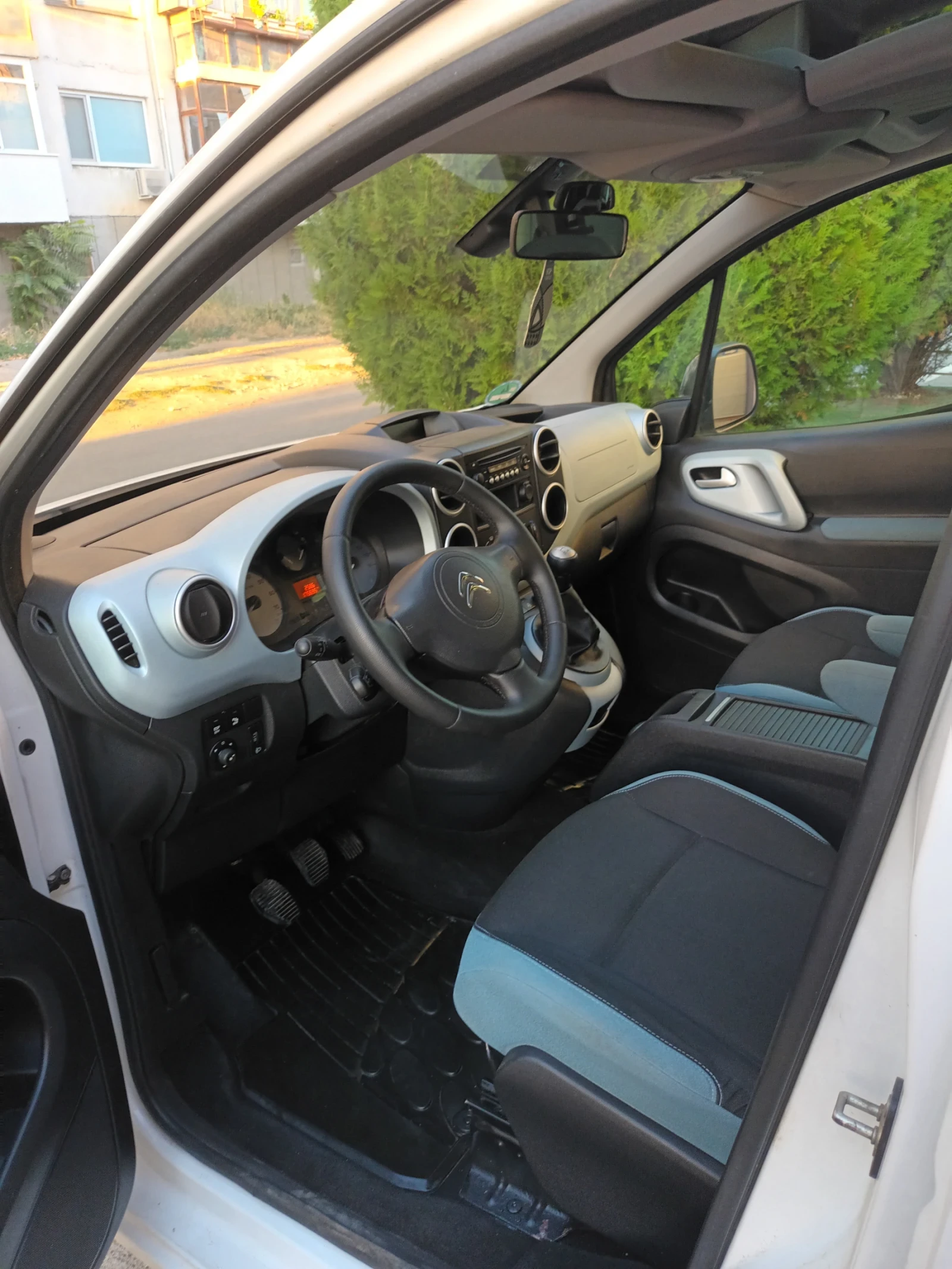 Citroen Berlingo Multispace  1.6 HDI - изображение 7