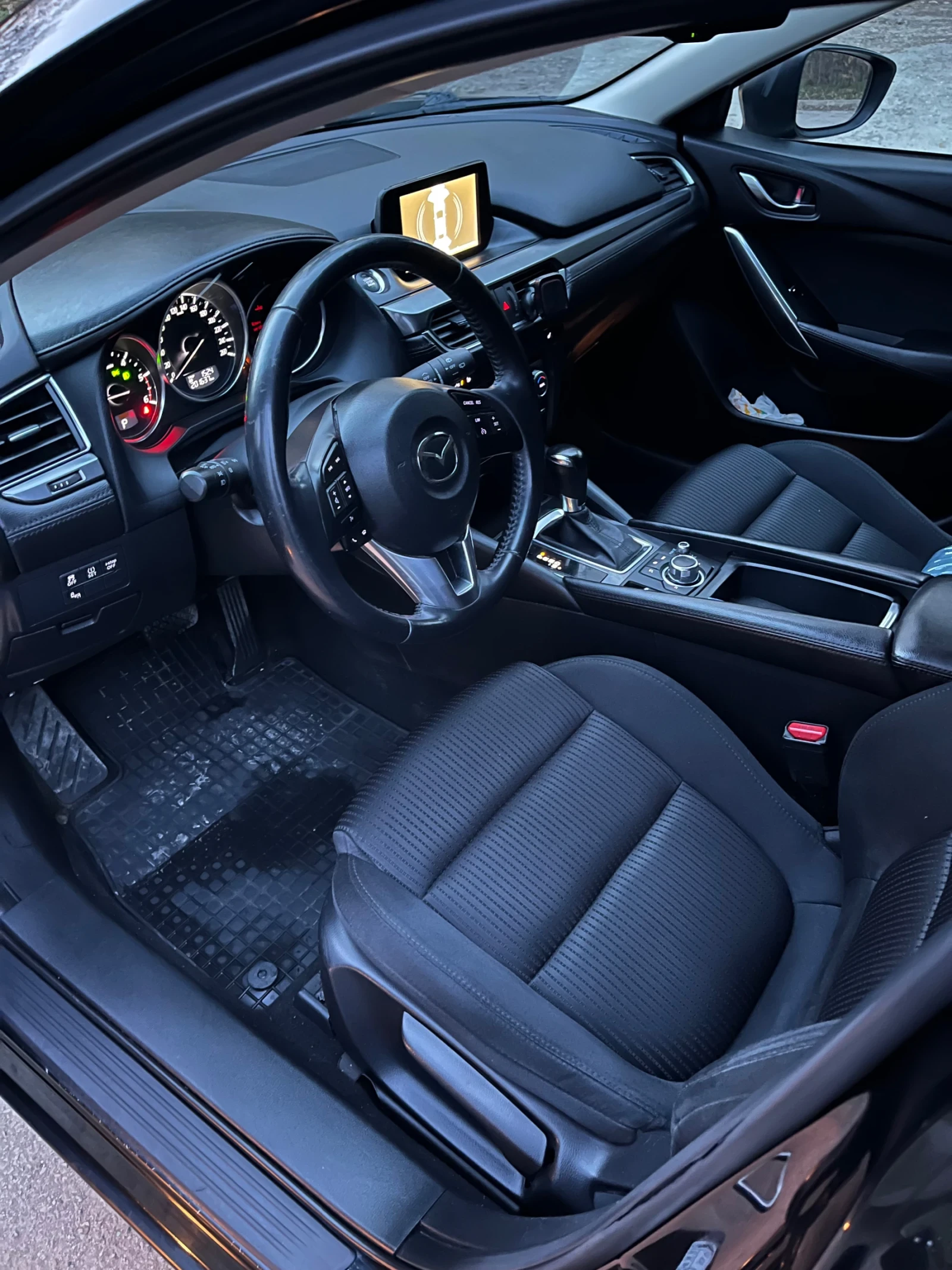 Mazda 6 2.2 Avtomat  - изображение 8