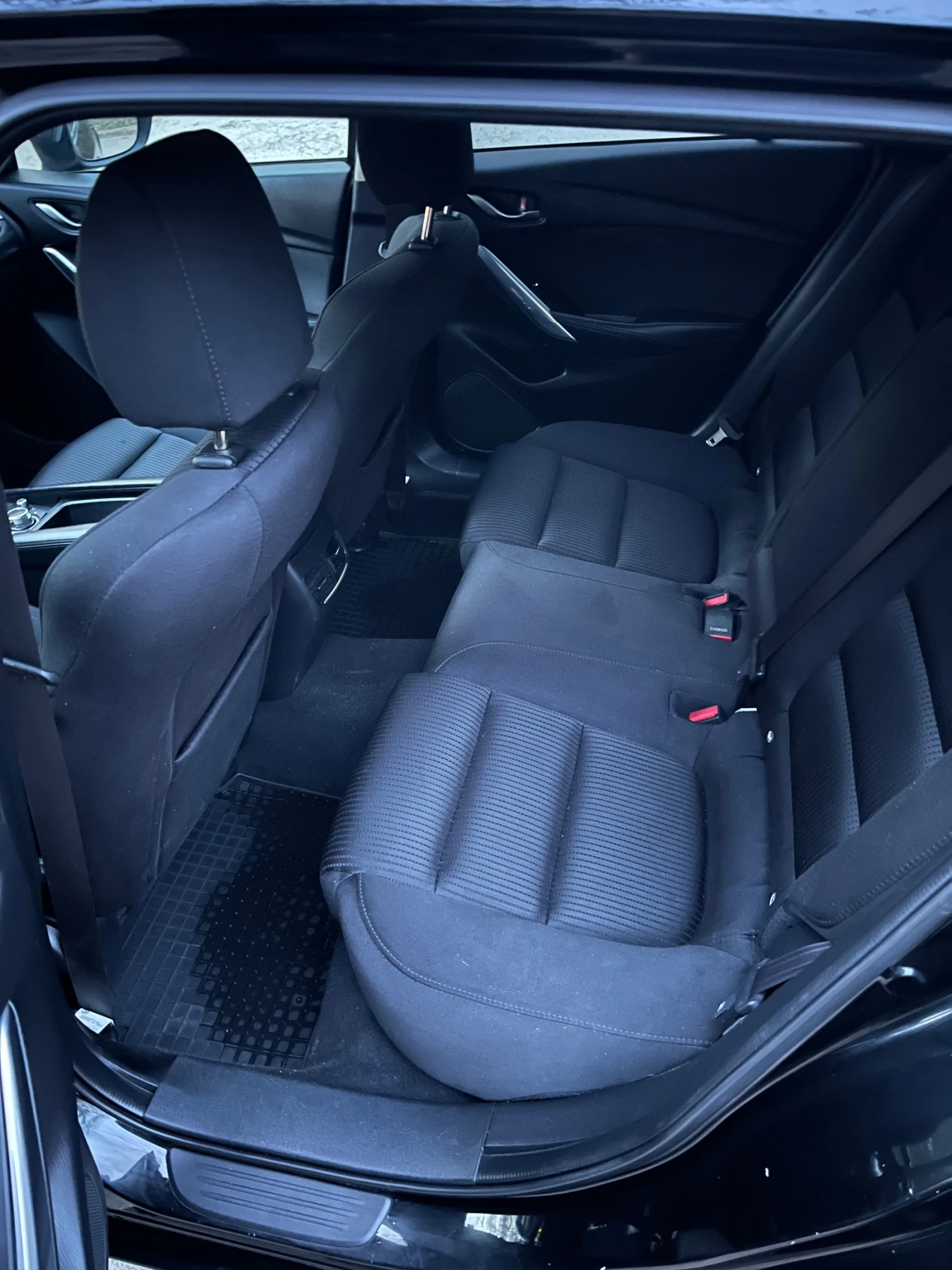 Mazda 6 2.2 Avtomat  - изображение 9