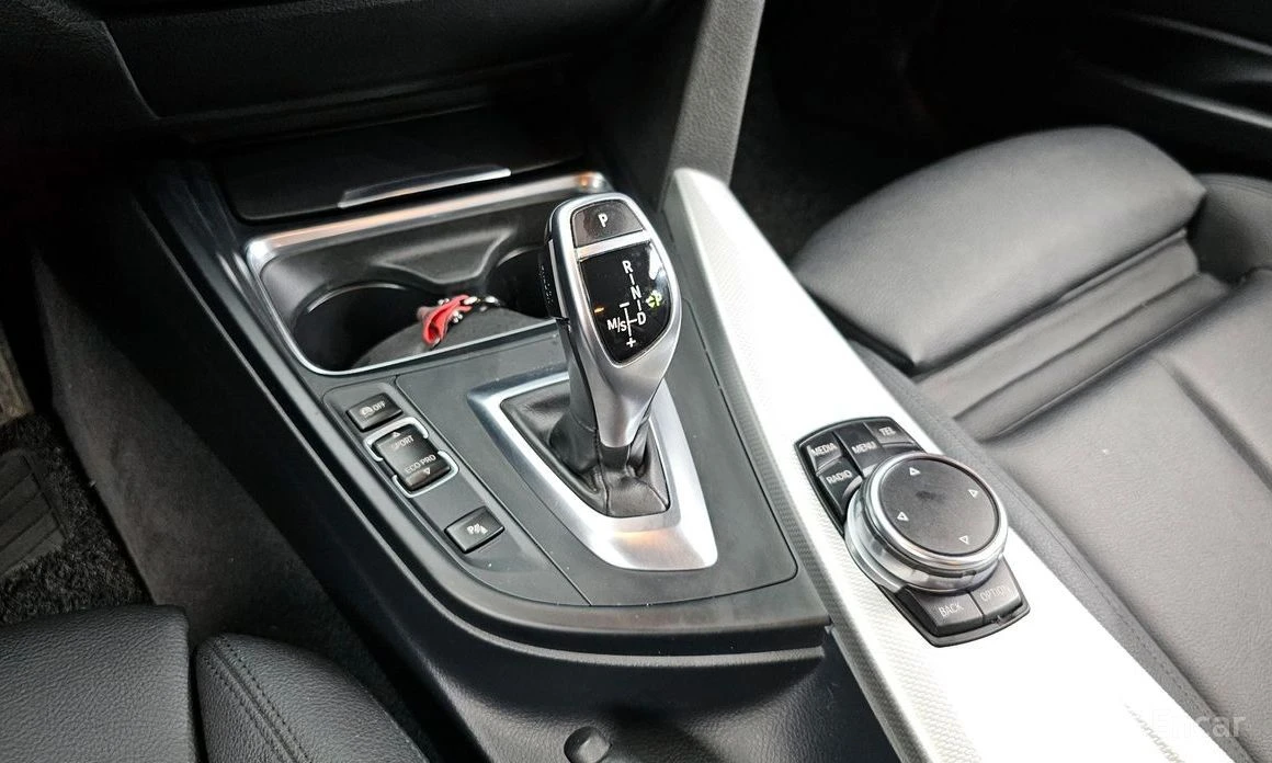 BMW 320  - изображение 9