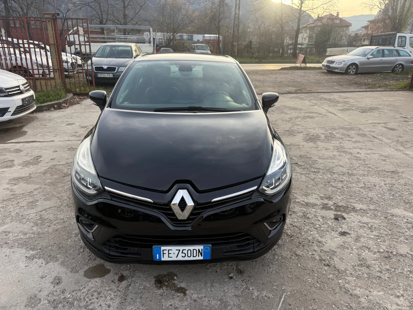 Renault Clio 1.5 dci автоматик - изображение 3