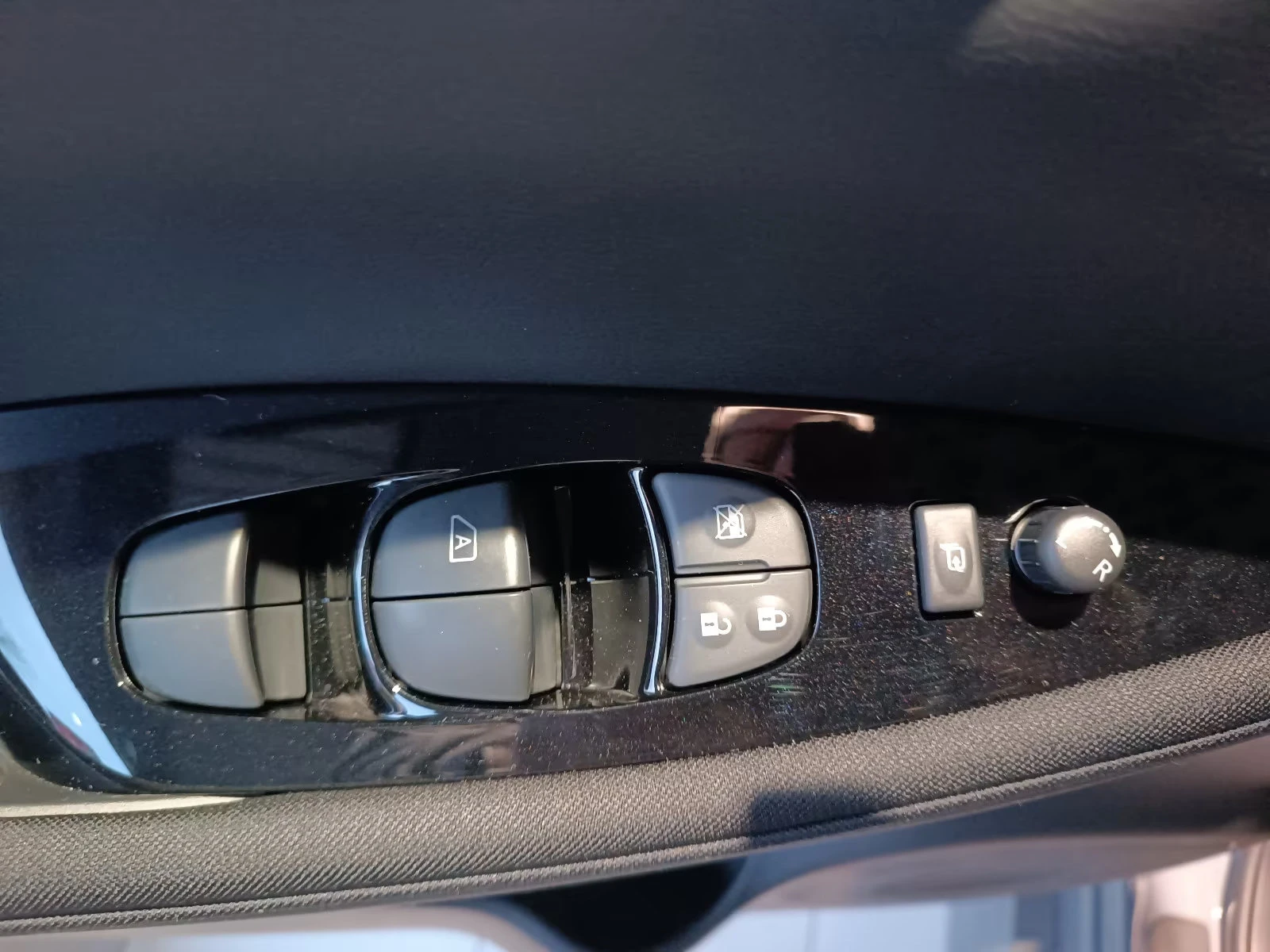 Nissan Leaf  N-CONNECTA/150HP/LED/360/KLESS/ACC/CPLAY/895g - изображение 10