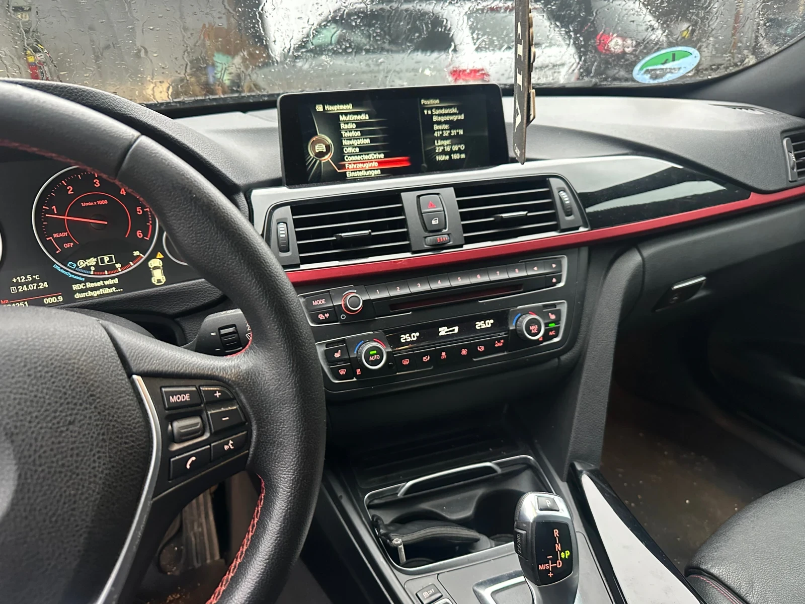 BMW 320, снимка 8 - Автомобили и джипове - 53870919