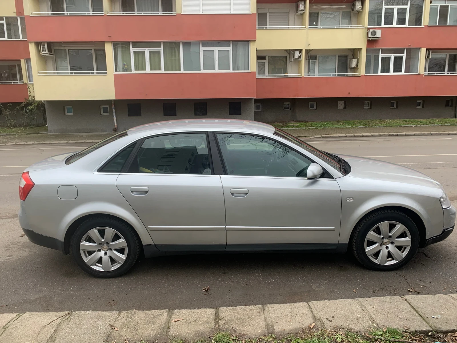 Audi A4, снимка 3 - Автомобили и джипове - 53918611