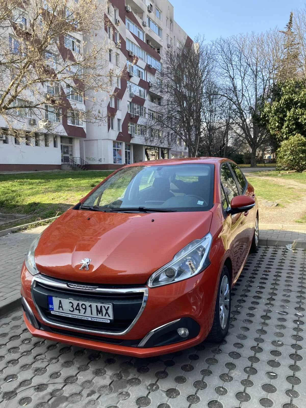 Peugeot 208