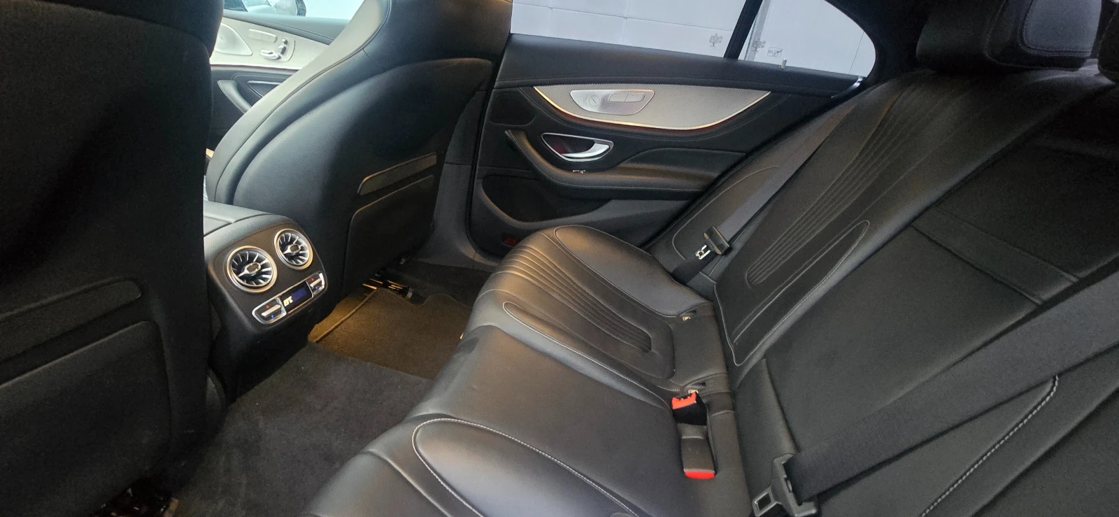 Mercedes-Benz CLS 400, снимка 16 - Автомобили и джипове - 54010371