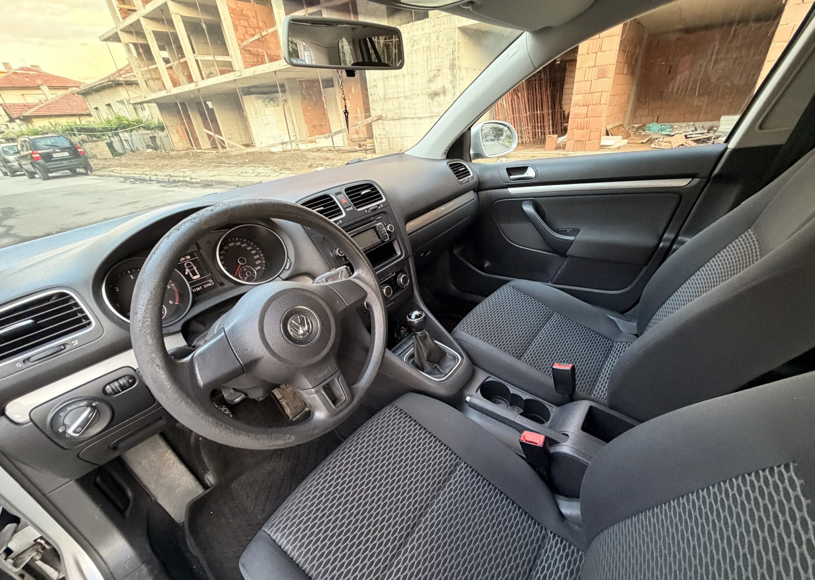 VW Golf Variant TDI, снимка 8 - Автомобили и джипове - 54911534