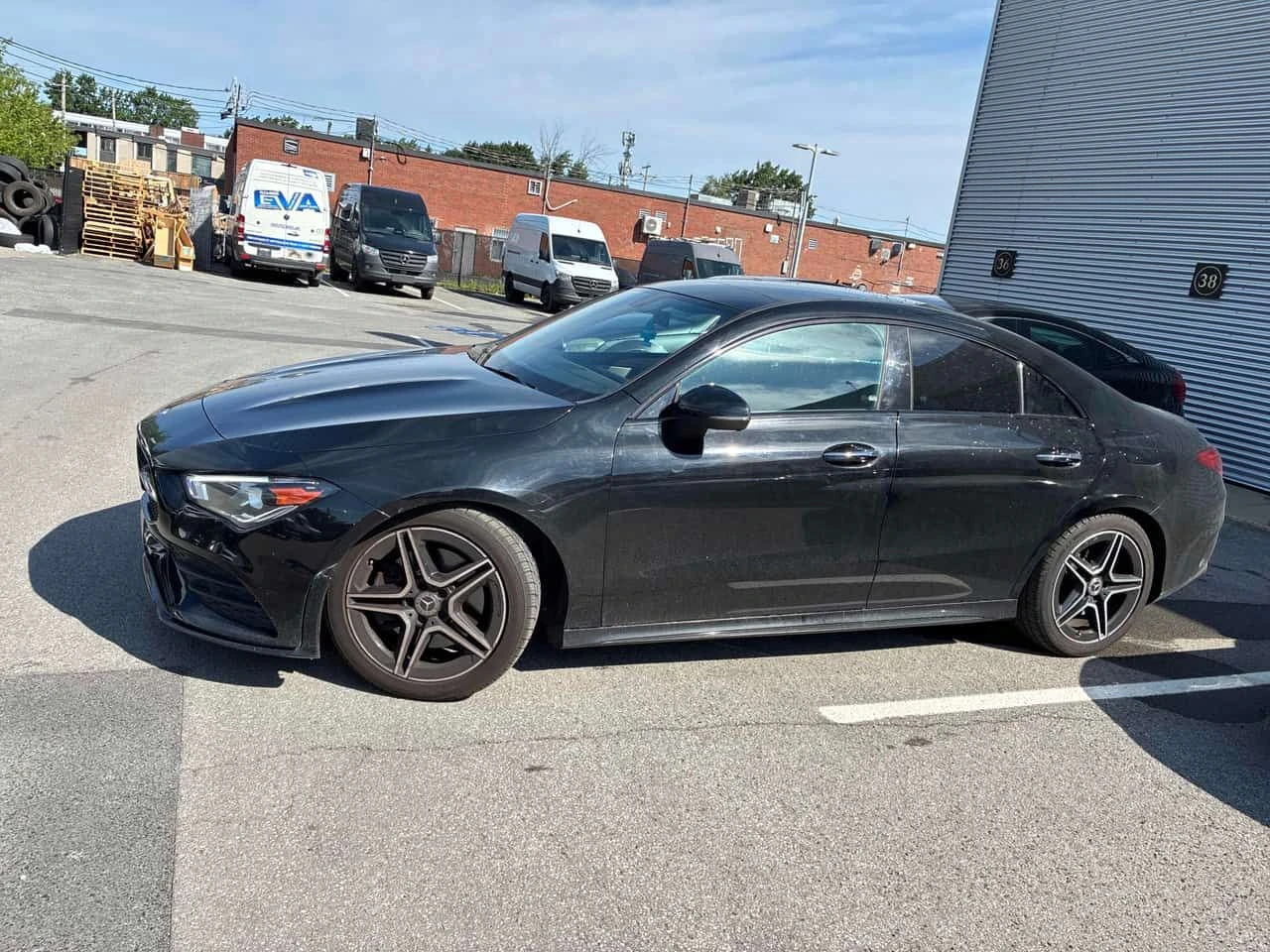Mercedes-Benz CLA 250 * CARFAX * ОПЦИЯ ЗА ФИНАНСИРАНЕ, снимка 2 - Автомобили и джипове - 55326840