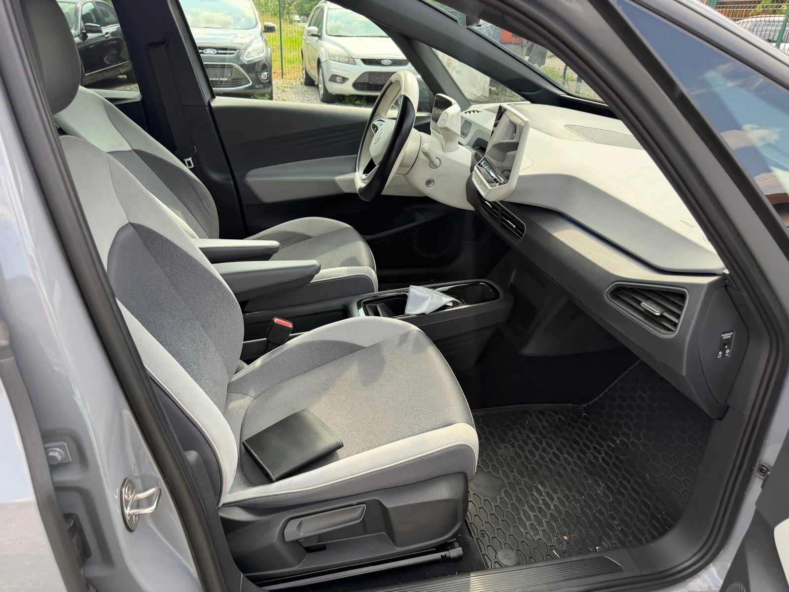 VW ID.3 PRO PERFORMANCE, снимка 10 - Автомобили и джипове - 55331905