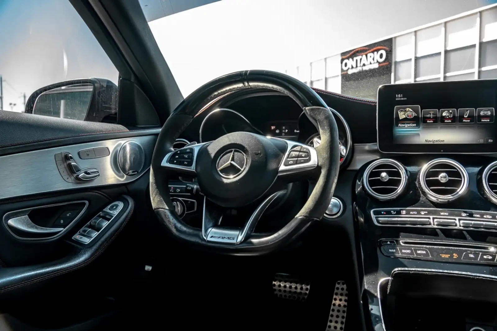 Mercedes-Benz C 43 AMG BURMESTER| PANO| ПАМЕТ| ALCANTARA| ЦЕНА ДО БГ| , снимка 14 - Автомобили и джипове - 55804266