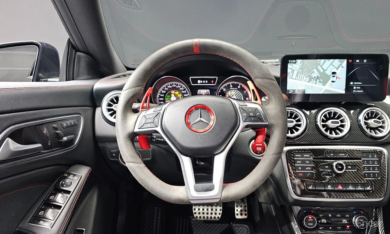 Mercedes-Benz CLA 45 AMG 4MATIC* CARBON* CARPLAY* , снимка 8 - Автомобили и джипове - 55971210