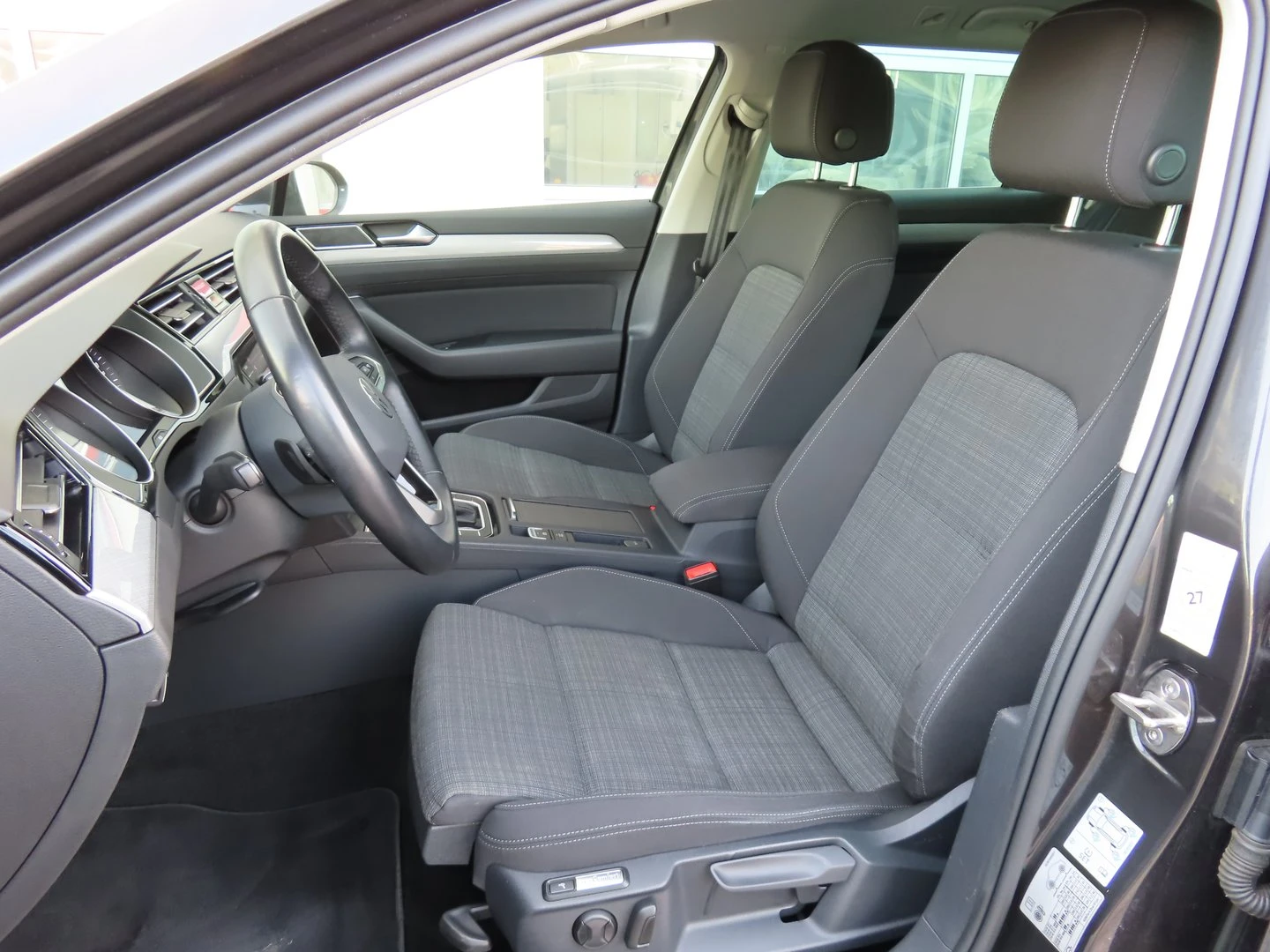 VW Passat, снимка 8 - Автомобили и джипове - 56438943