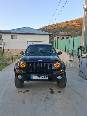 Jeep Cherokee Джипа е повдигнат 8см, нама забележки, снимка 11