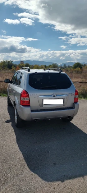 Hyundai Tucson CRDI - 5600 лв. / 2863.23 € - 21142040 2