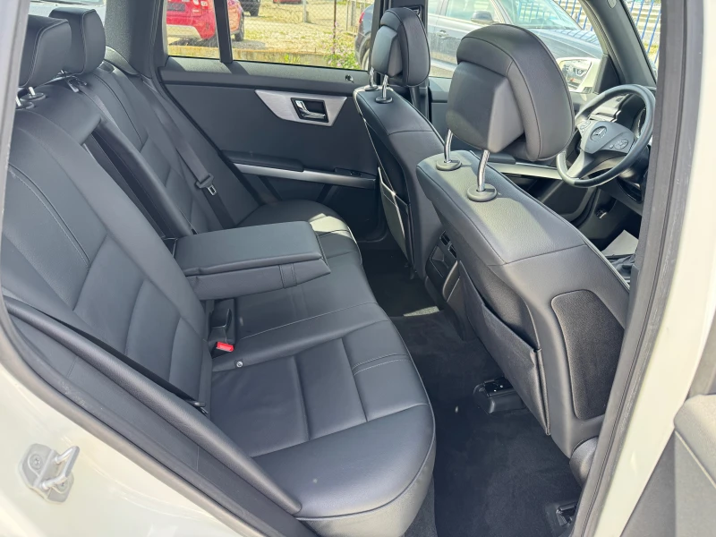 Mercedes-Benz GLK -320CDI-NAVI-XENON-KOJA-PANORAMA-PODGREV, снимка 16 - Автомобили и джипове - 50217333