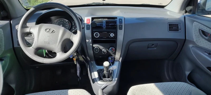 Hyundai Tucson CRDI, снимка 6 - Автомобили и джипове - 52530336