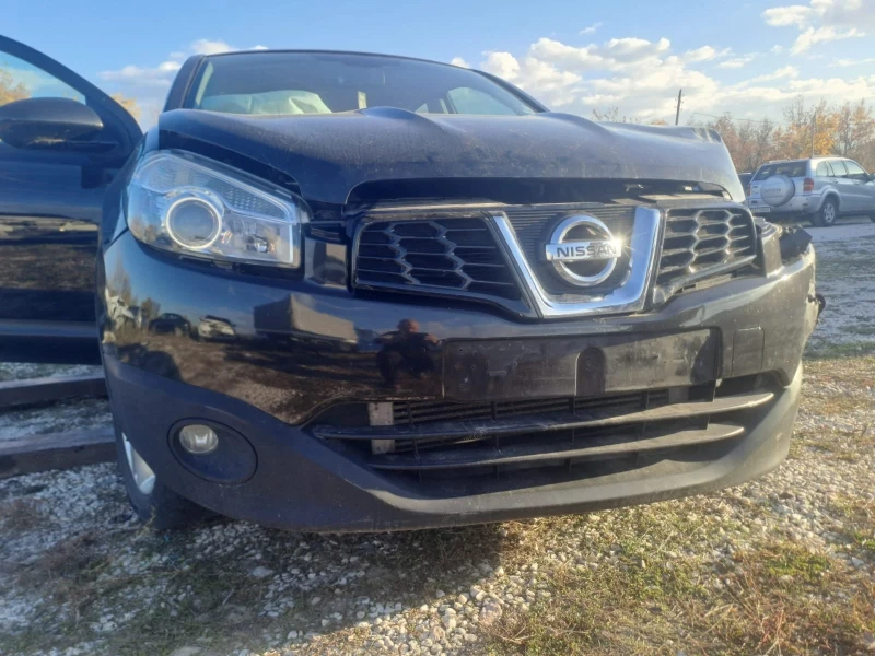 Nissan Qashqai 2.0DCI, снимка 11 - Автомобили и джипове - 52157162