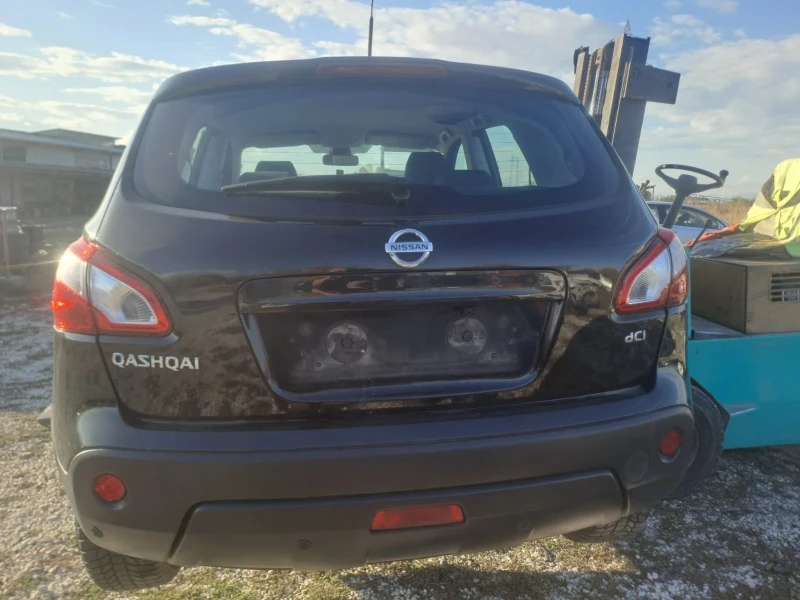 Nissan Qashqai 2.0DCI, снимка 2 - Автомобили и джипове - 52157162