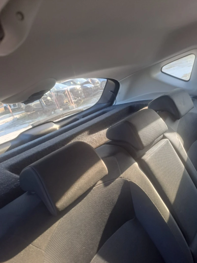 Nissan Qashqai 2.0DCI, снимка 14 - Автомобили и джипове - 52157162