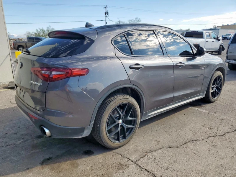Alfa Romeo Stelvio Q4 SPORT DISTRONIC/KEYLESS/CAMERA/PANO/PODGREV, снимка 3 - Автомобили и джипове - 53073762