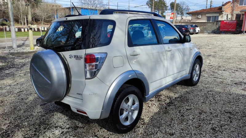 Daihatsu Terios 1.5 FACELIFT 4x4, снимка 9 - Автомобили и джипове - 53475130