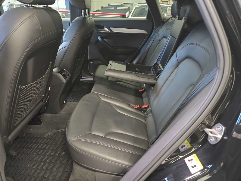 Audi Q3 TECHNIK С РЕГИСТРАЦИЯ & АВТО КРЕДИТ, снимка 14 - Автомобили и джипове - 53524286