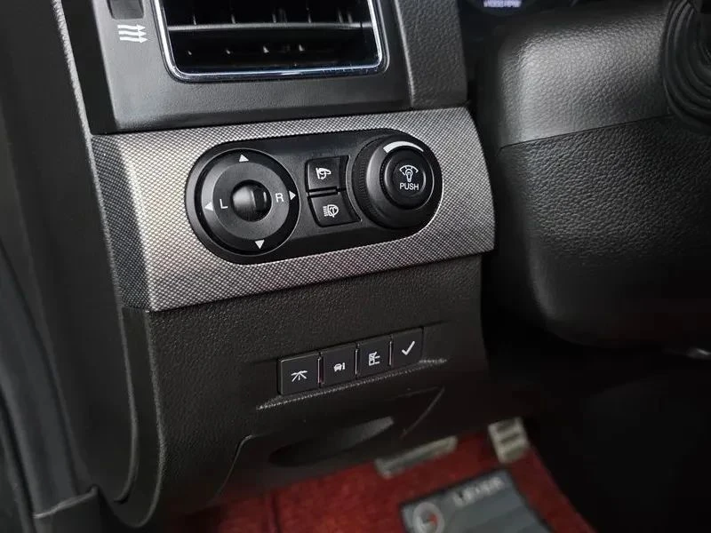 Chevrolet Captiva, снимка 12 - Автомобили и джипове - 56690465