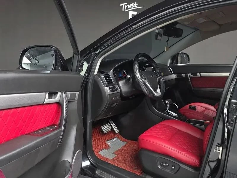 Chevrolet Captiva, снимка 10 - Автомобили и джипове - 56690465