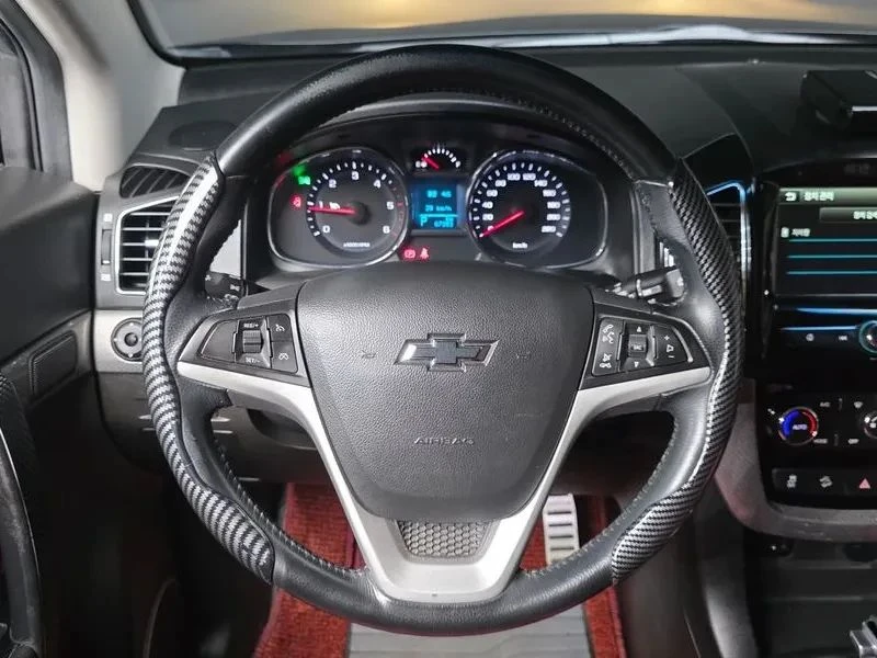 Chevrolet Captiva, снимка 14 - Автомобили и джипове - 56690465