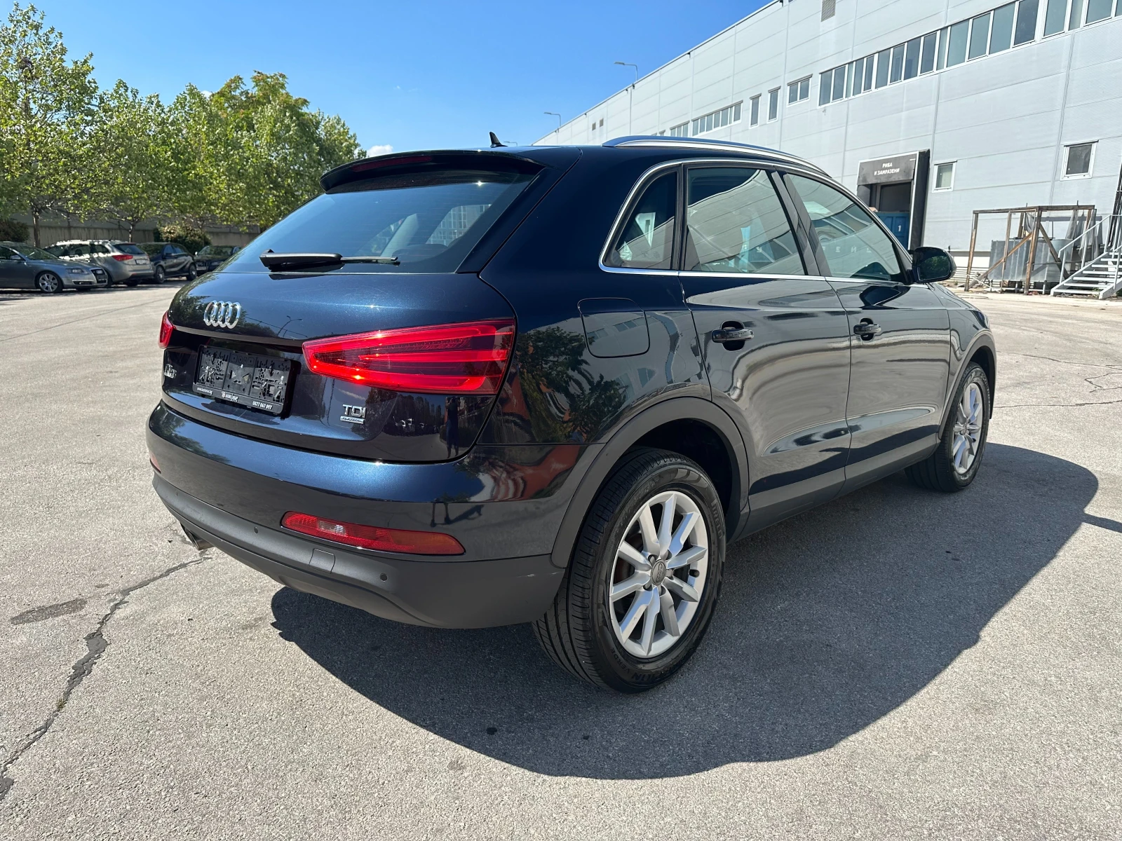 Audi Q3 2.0tdi/Автоматик/Кожа/Нави - изображение 4