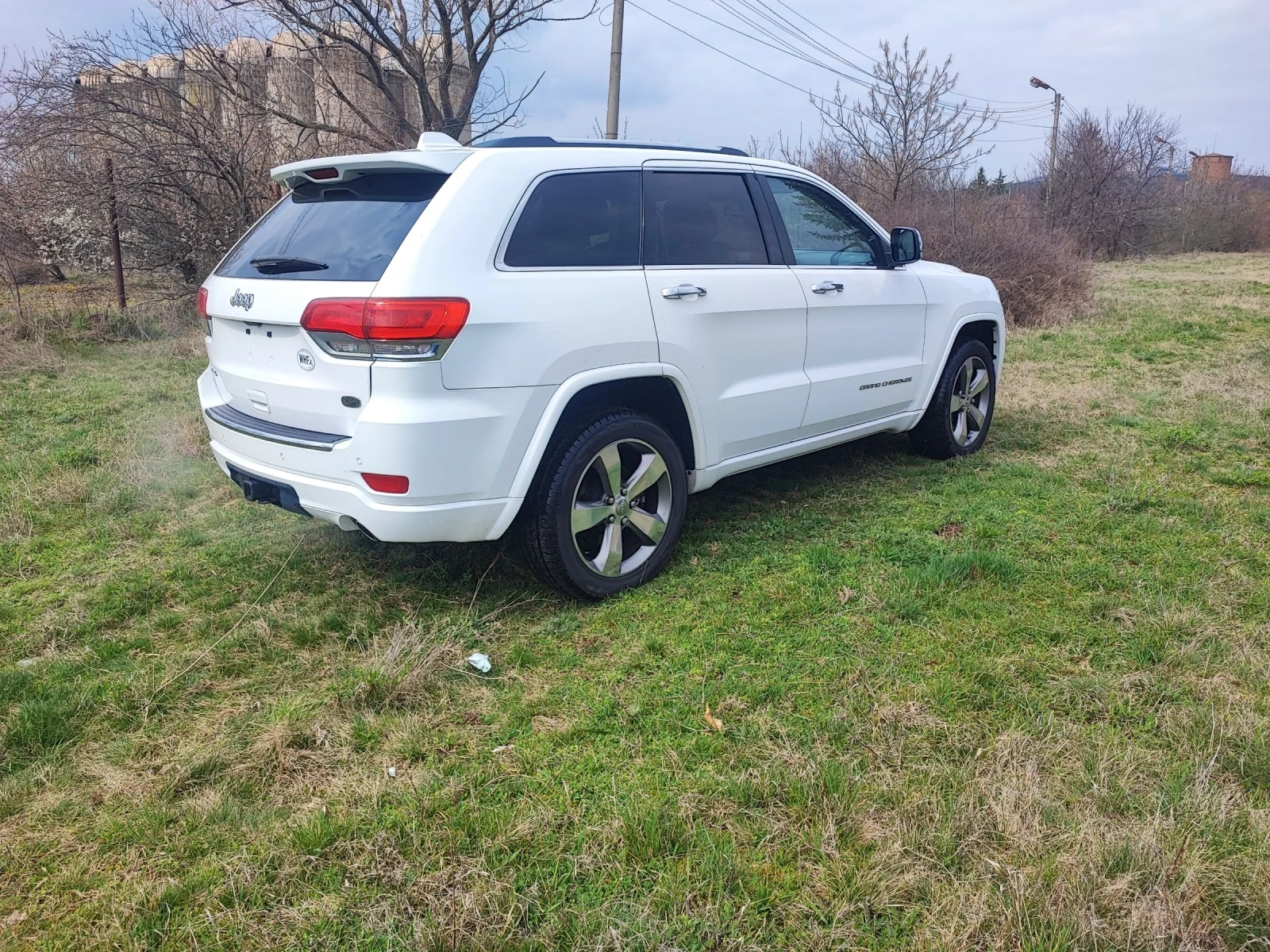 Jeep Grand cherokee 5.7Hemi - изображение 3