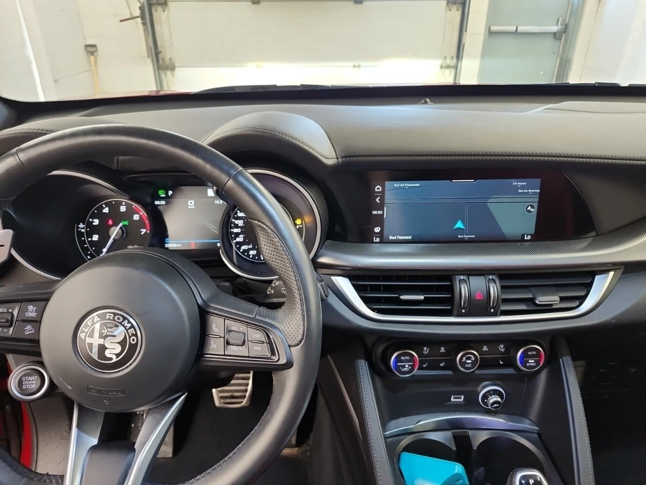Alfa Romeo Stelvio * CARFAX * АВТО КРЕДИТ * ЦЕНА ДО БГ! - изображение 9