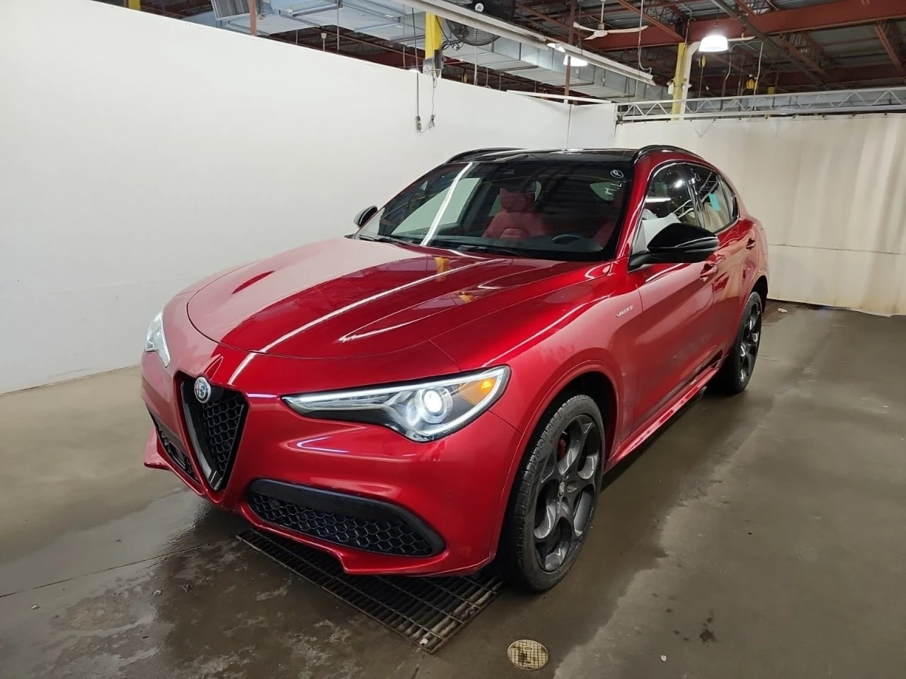 Alfa Romeo Stelvio * CARFAX * АВТО КРЕДИТ * ЦЕНА ДО БГ! - изображение 2
