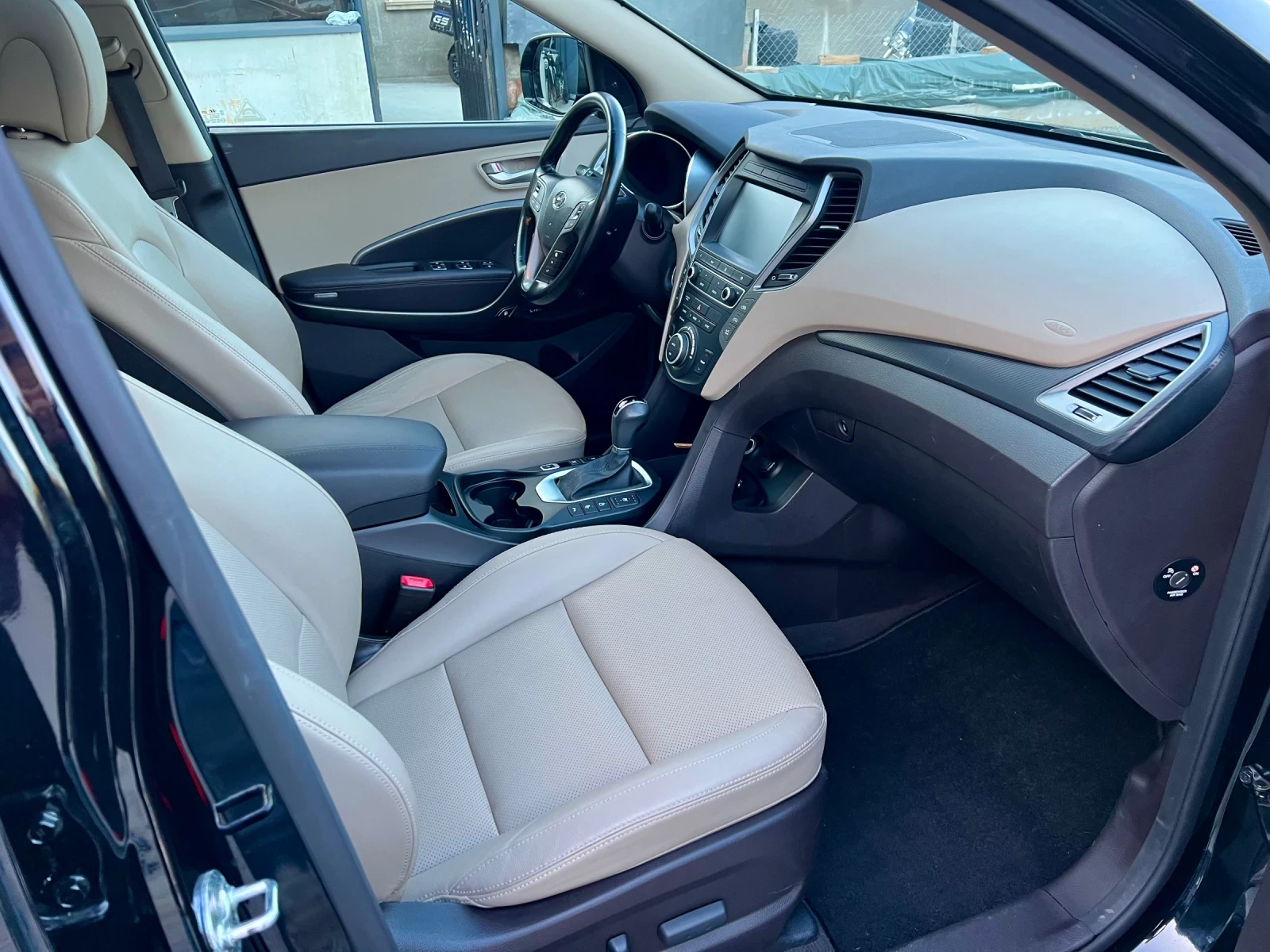 Hyundai Santa fe 2.2CRDi Vertex ШВЕЙЦАРИЯ, снимка 8 - Автомобили и джипове - 53849816