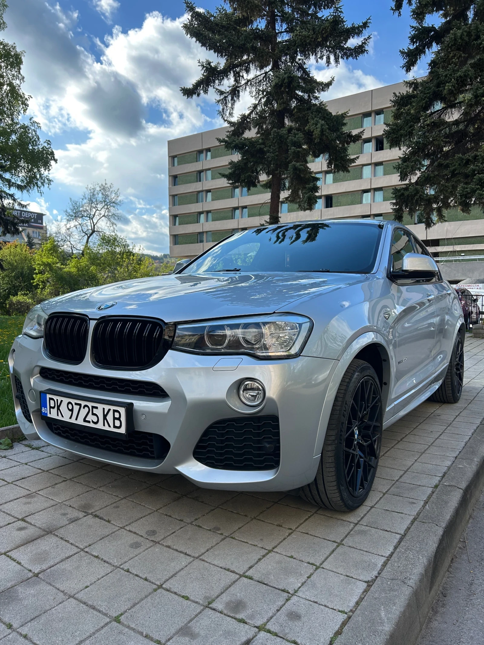 BMW X4 2.0 190hp M-pack Harman Kardon 