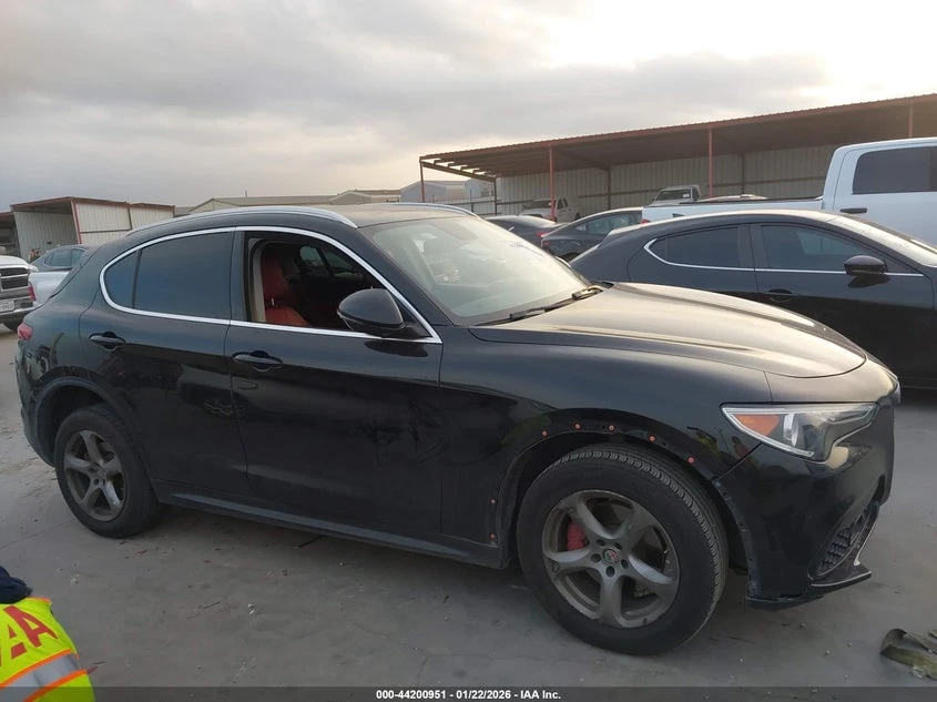 Alfa Romeo Stelvio 2l Rwd, снимка 13 - Автомобили и джипове - 54116274