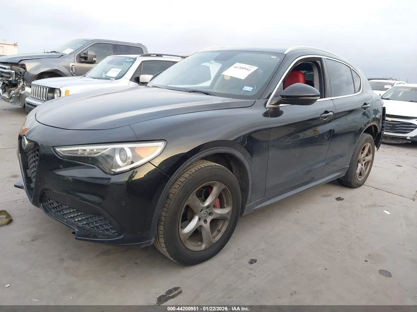 Alfa Romeo Stelvio 2l Rwd, снимка 2 - Автомобили и джипове - 54116274