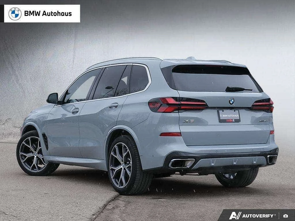 BMW X5 * xDrive40i PREMIUM ESSENTIAL M SPORT PACKAGE HARM, снимка 4 - Автомобили и джипове - 54855146